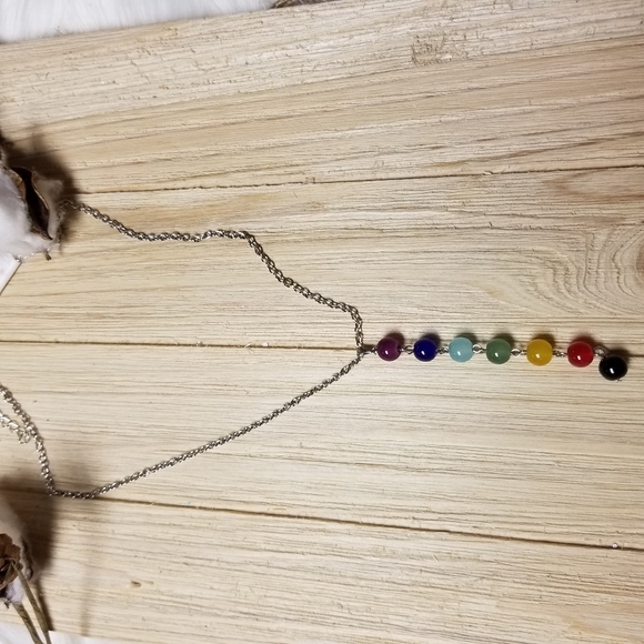 Pretty 7 Chakra Reiki Healing Gemstone necklace - Picture 8 of 16